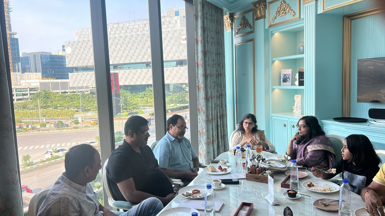 Meeting photo 1